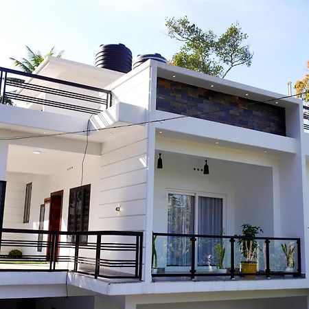 Vaishnavam Double Bedroom Villa Thekkady Extérieur photo